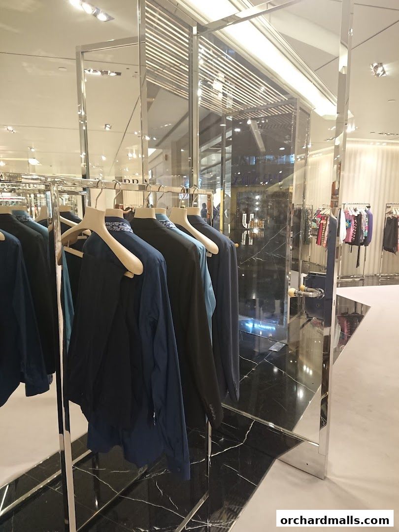 Prada Singapore Paragon