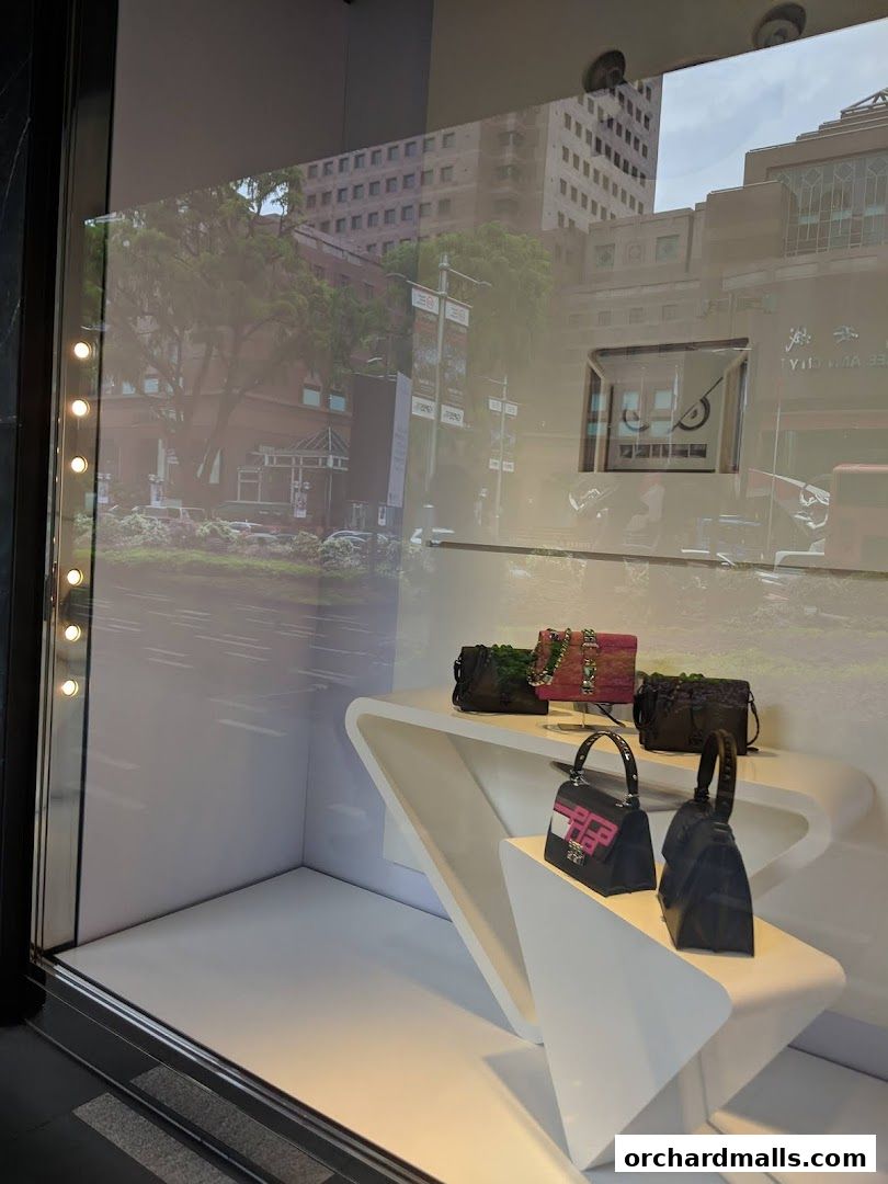 Prada Singapore Paragon
