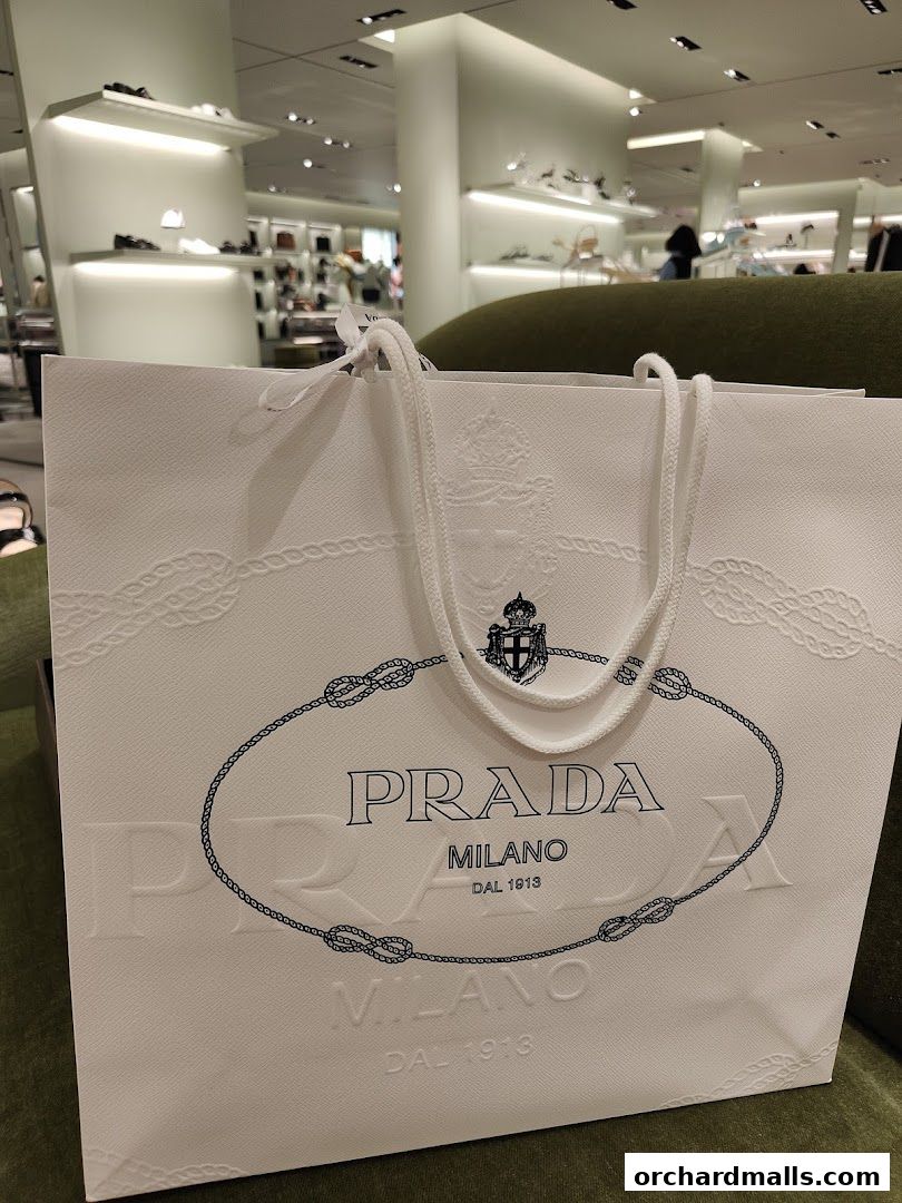 Prada Singapore Paragon