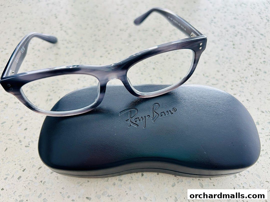 Ray-Ban