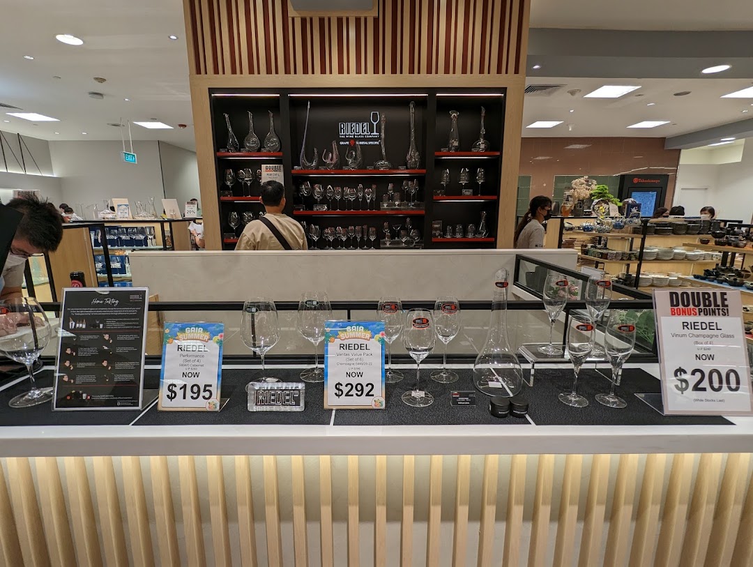Riedel Authorized Retailer - Takashimaya