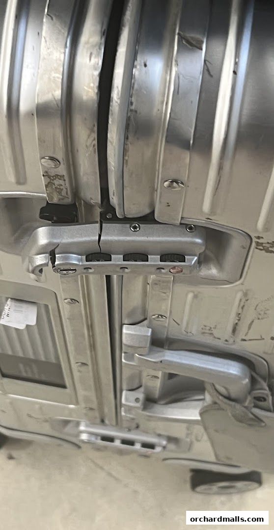 RIMOWA Service Center