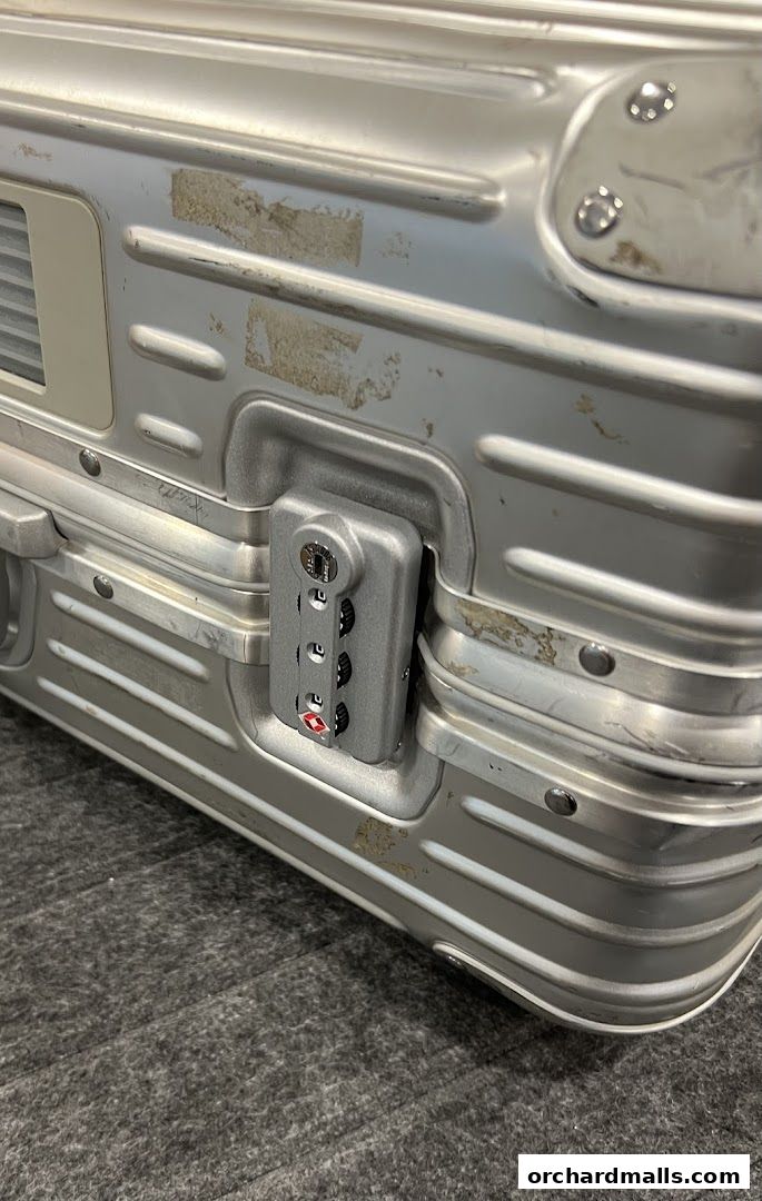 RIMOWA Service Center