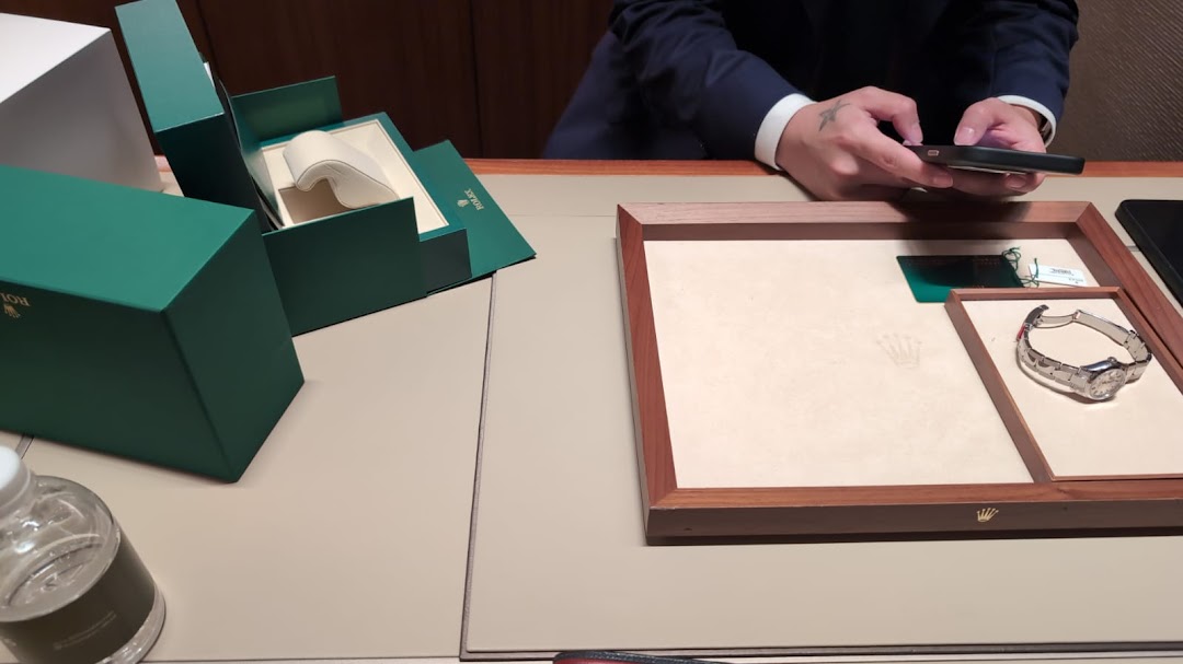 Rolex Boutique - The Hour Glass ION Orchard