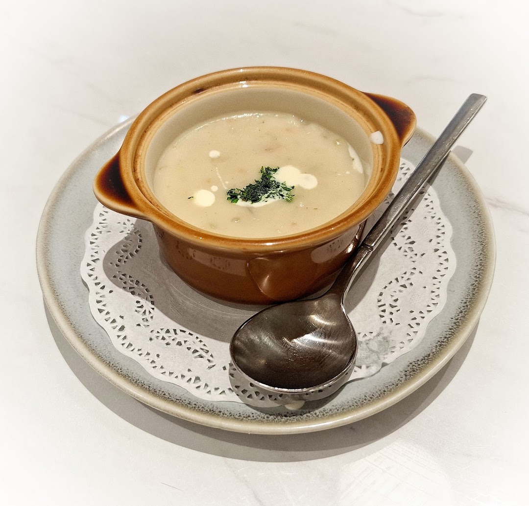 Royal Host Takashimaya S.C.