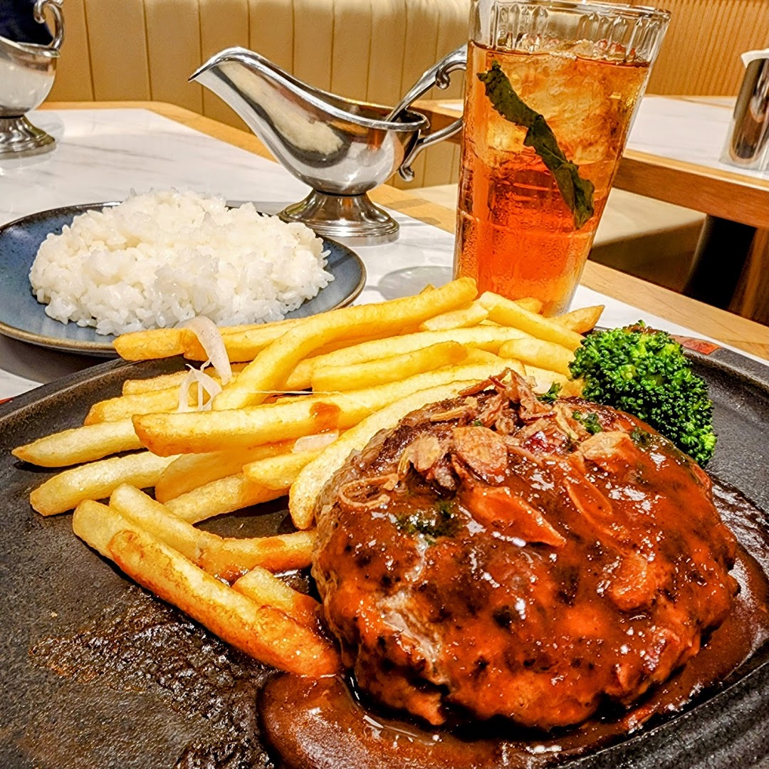 Royal Host Takashimaya S.C.