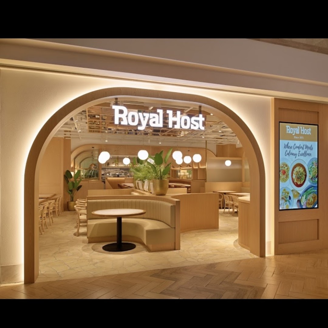Royal Host Takashimaya S.C.