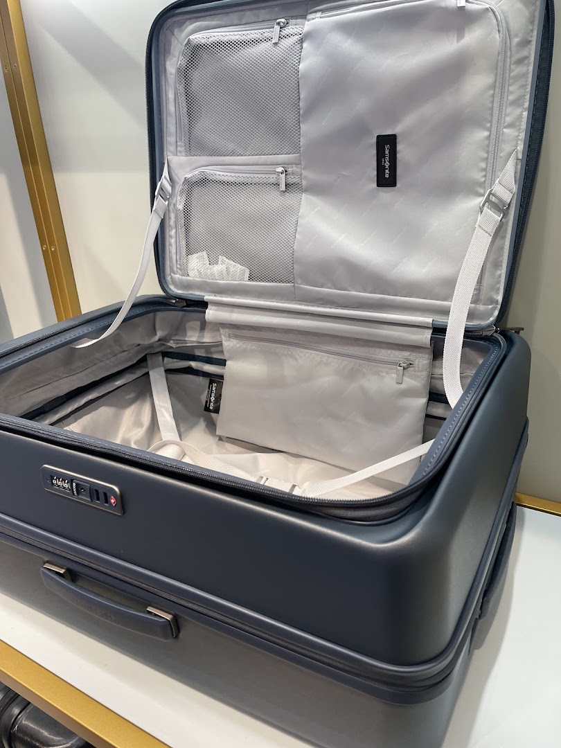 Samsonite - ION Orchard