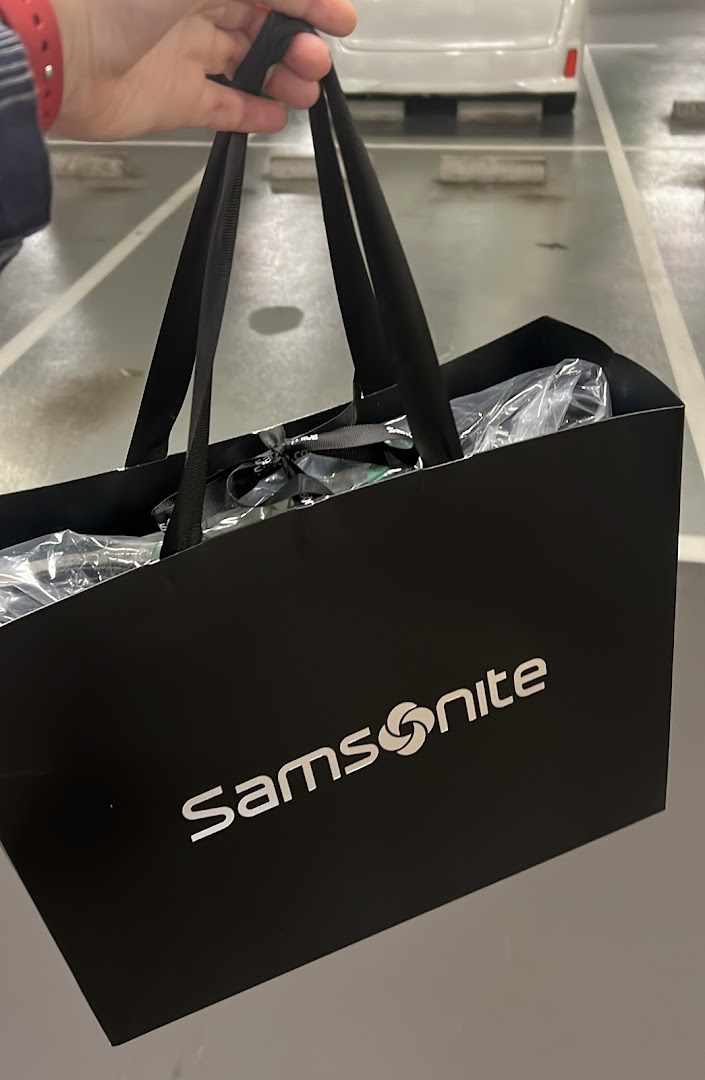 Samsonite - ION Orchard