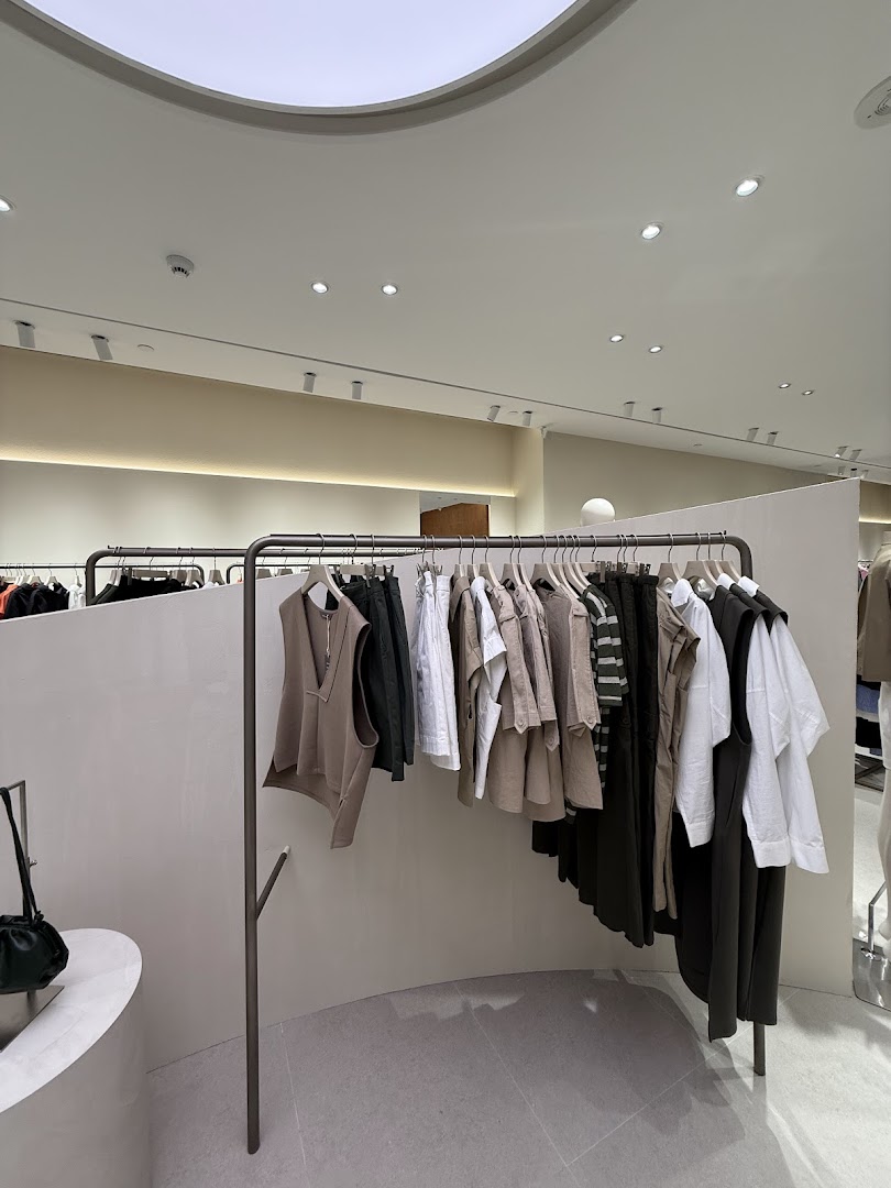 SANS  SANS  TAKASHIMAYA