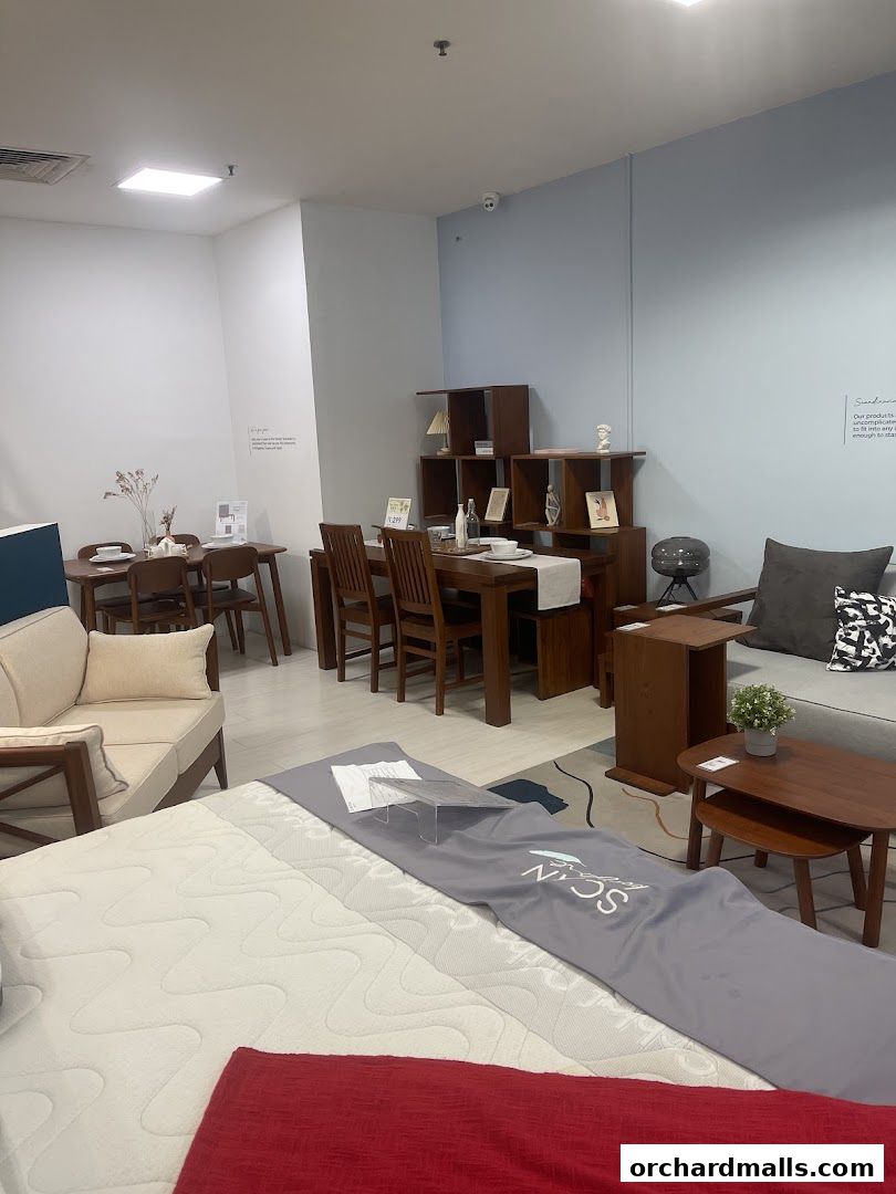 Scanteak  ISETAN SCOTTS