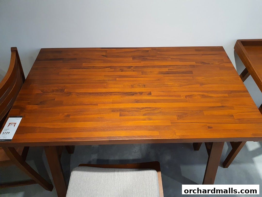 Scanteak  ISETAN SCOTTS