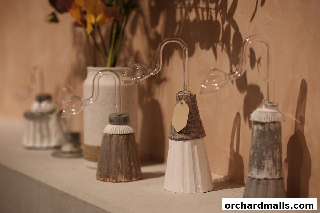 Scent by SIX 313somerset