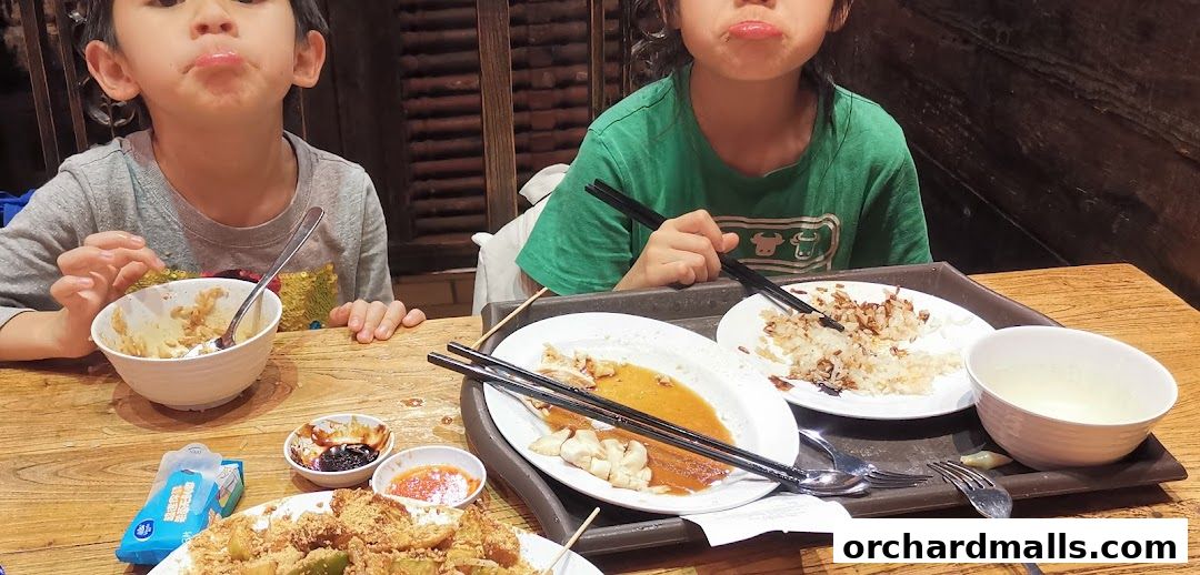 Sergeant Hainanese Chicken Rice