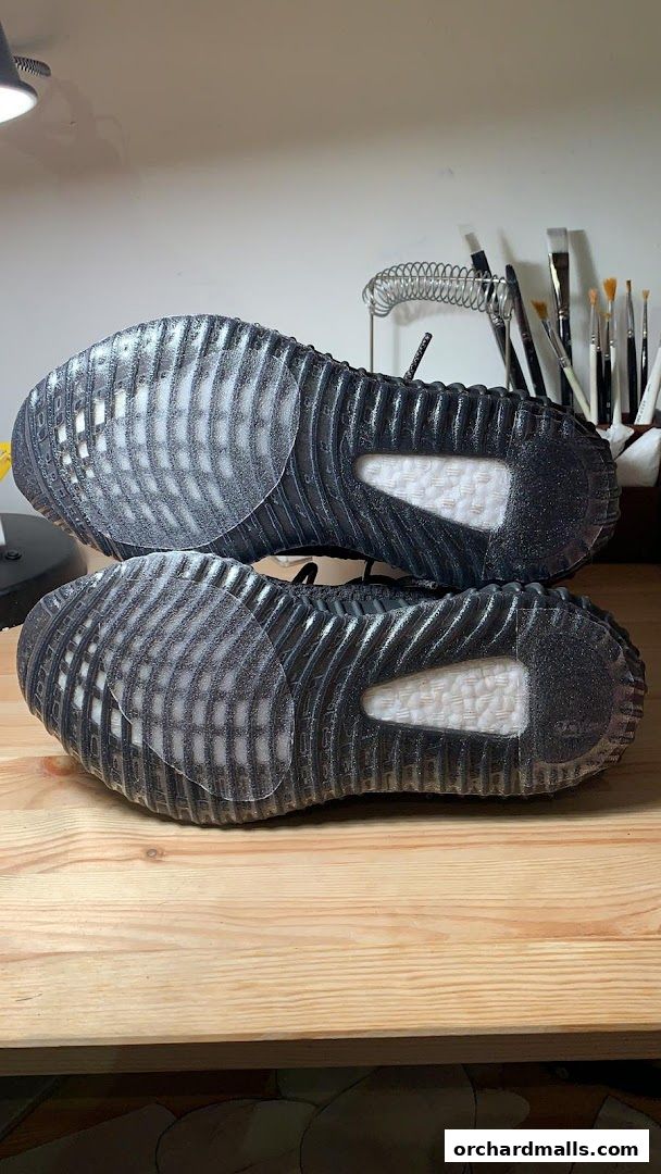 Shoe Mo Mandarin Gallery - Shoe  Sneaker Cleaning Services