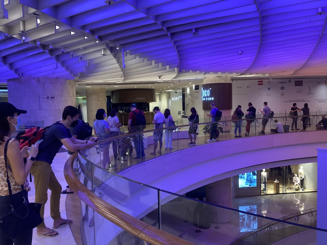 Singapore Airlines Service Centre ION