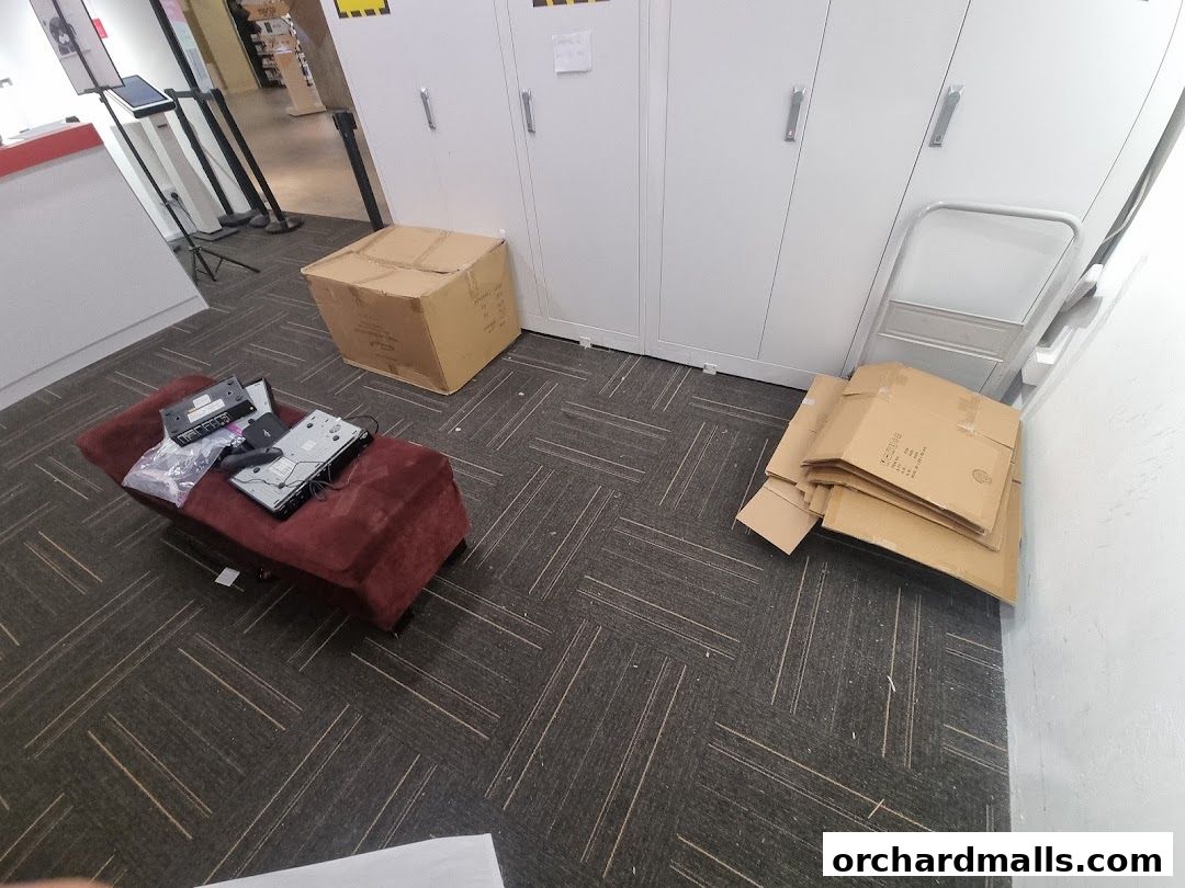 Singtel Service Serv  the Centrepoint