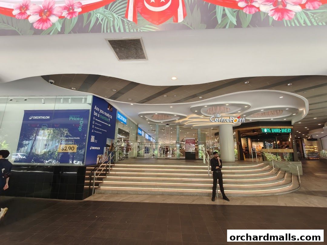 Singtel Service Serv  the Centrepoint