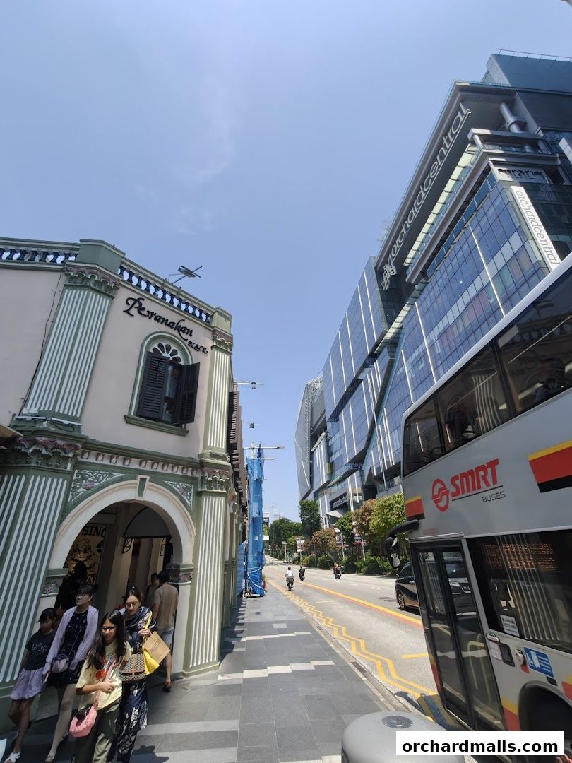 Singtel Service Serv  the Centrepoint