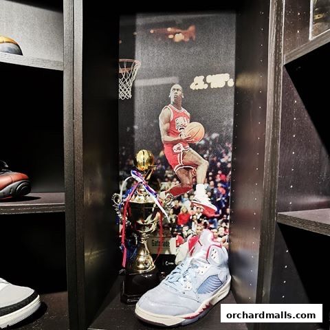 Sneakers Club Orchard