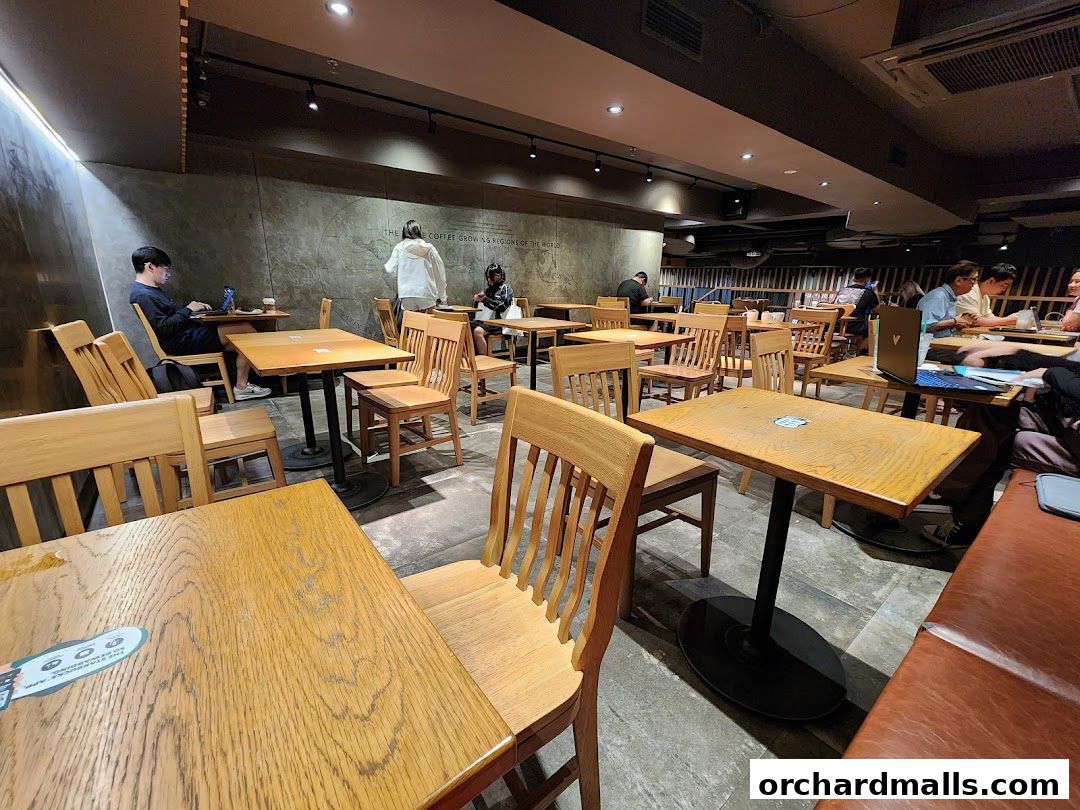 Starbucks Centrepoint