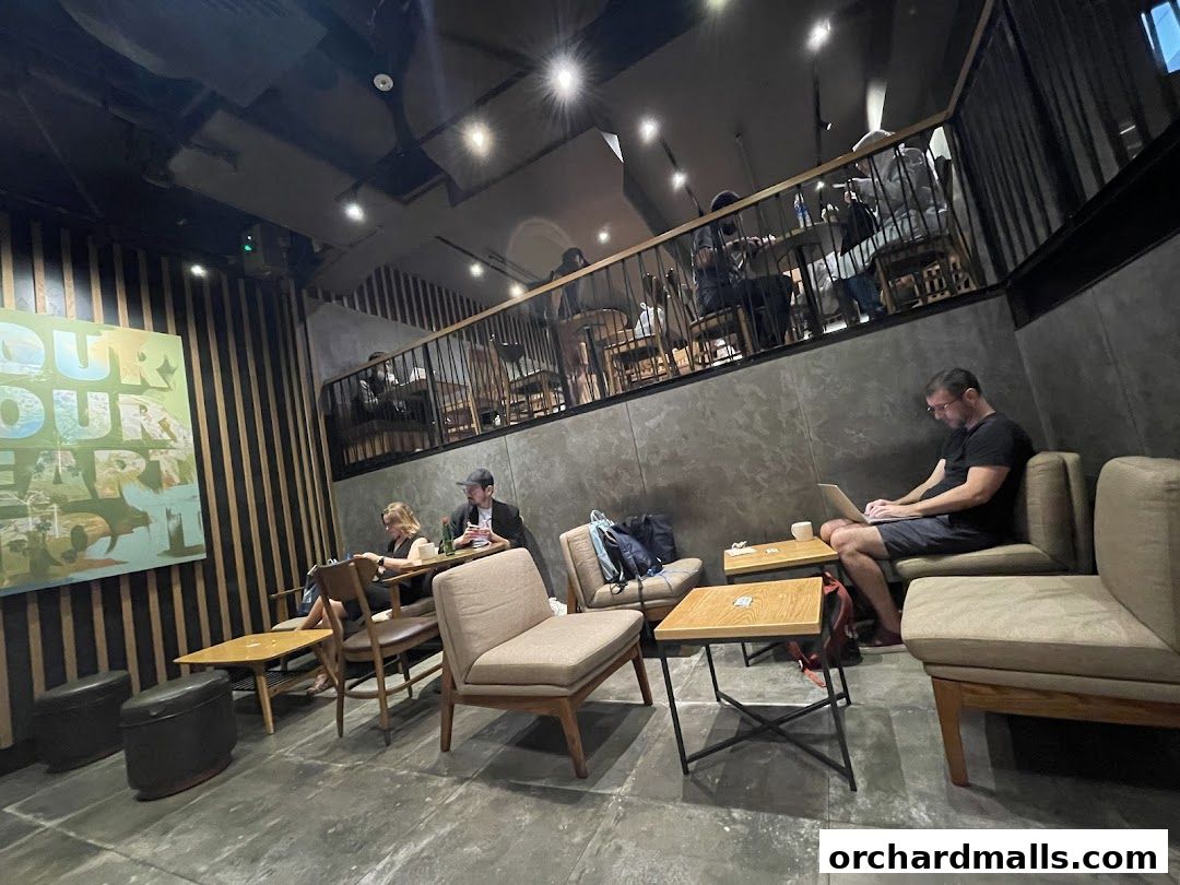 Starbucks Centrepoint