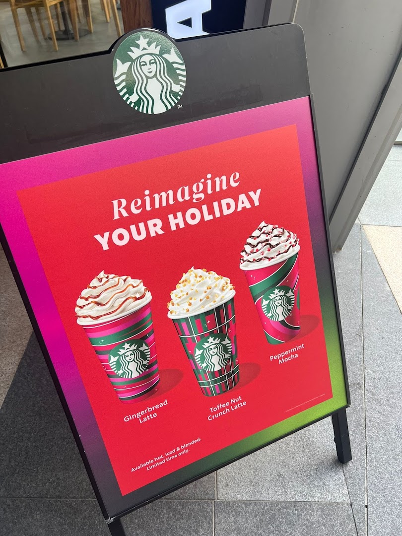 Starbucks ION Orchard