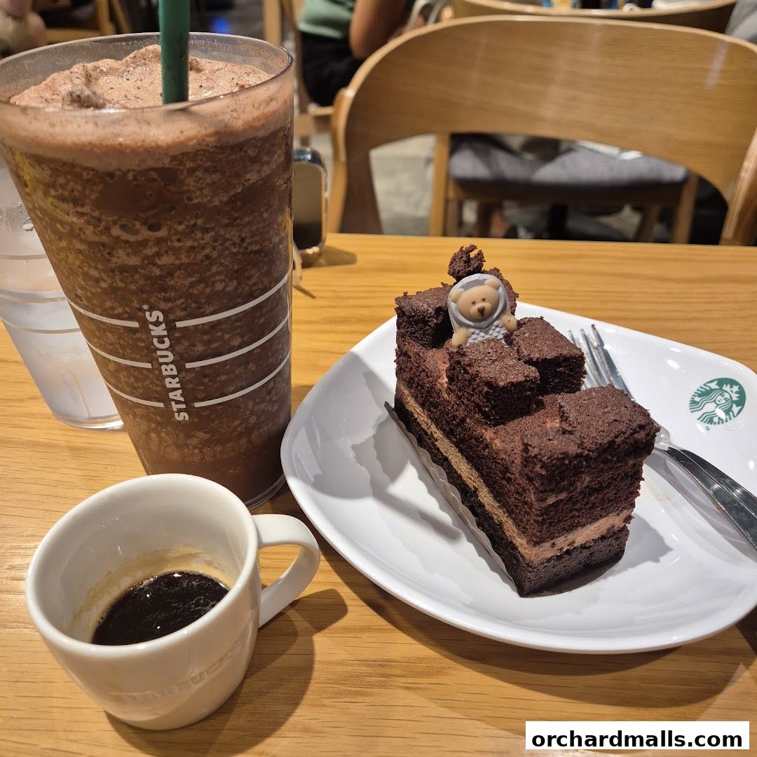 Starbucks Paragon