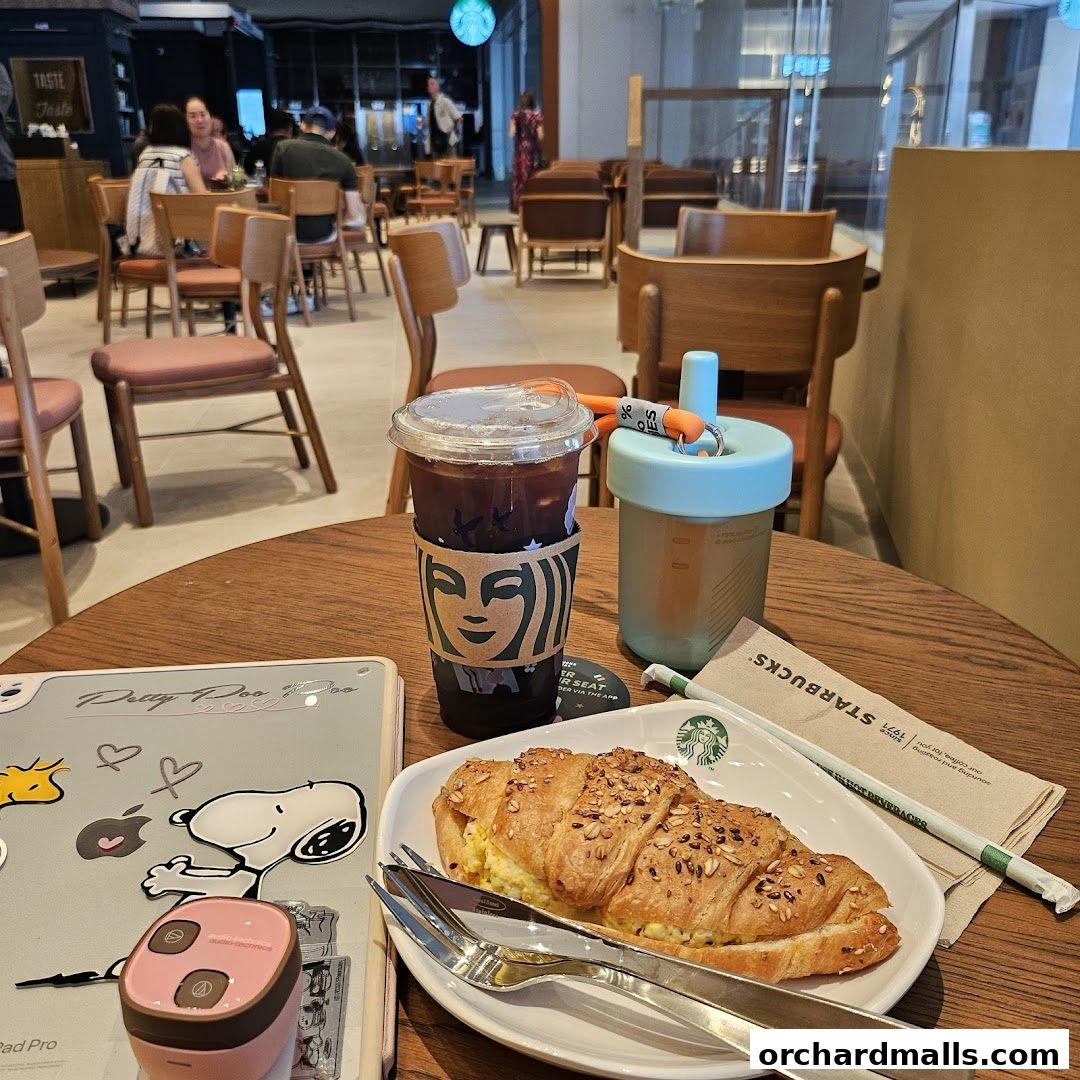 Starbucks The Cathay