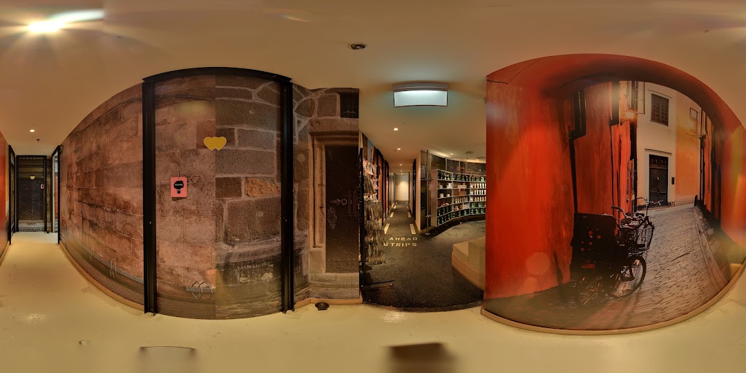 Strip Co-Ed Wheelock