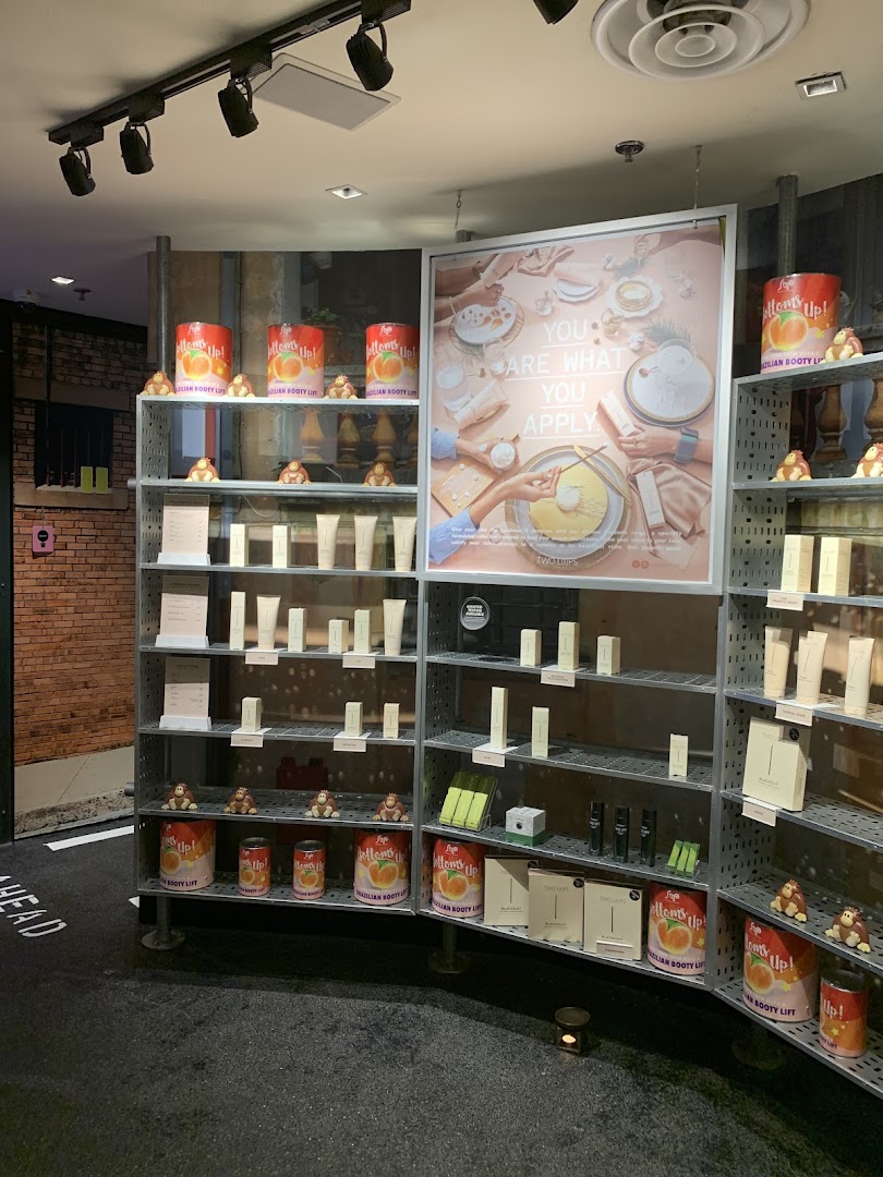 Strip Co-Ed Wheelock