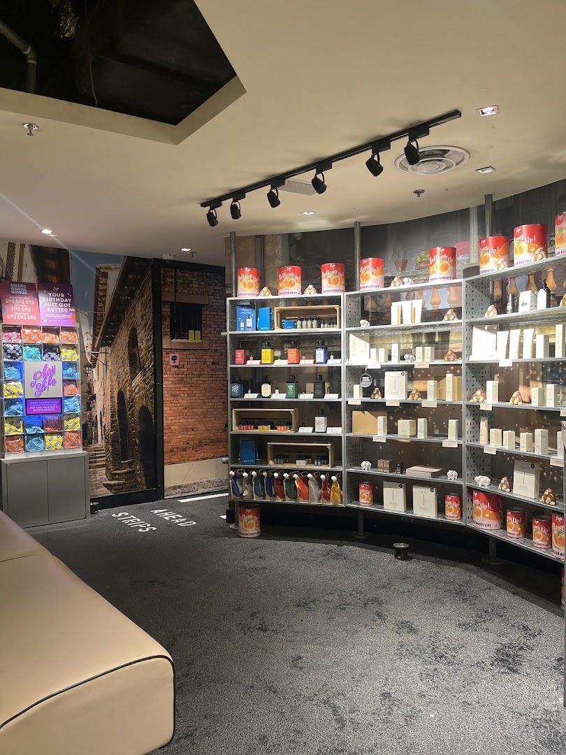 Strip Co-Ed Wheelock