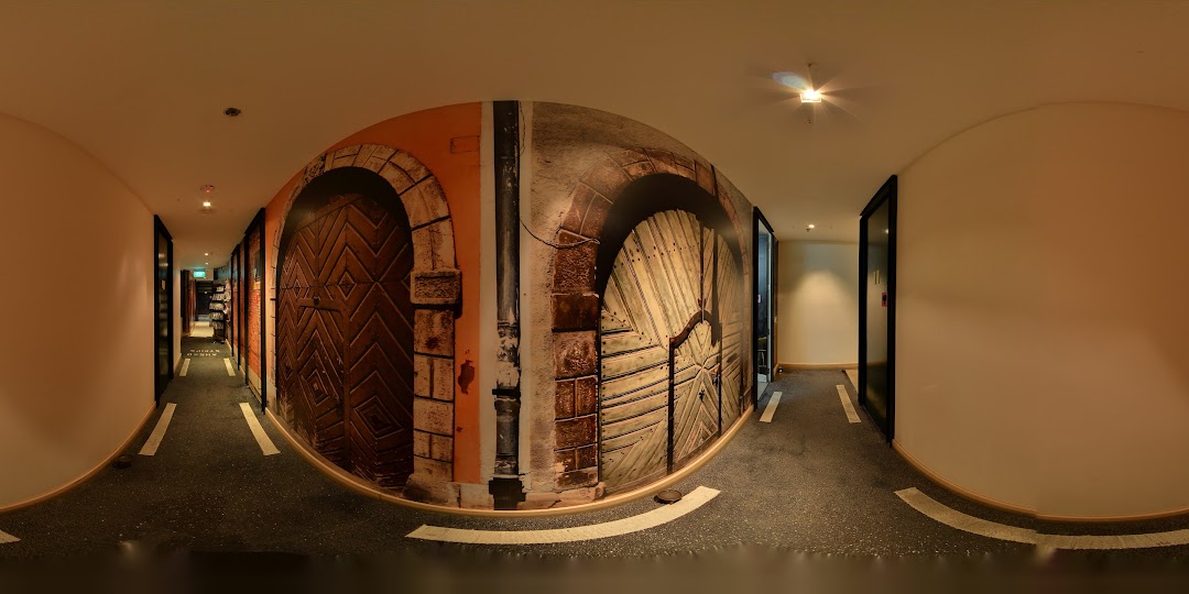 Strip Co-Ed Wheelock