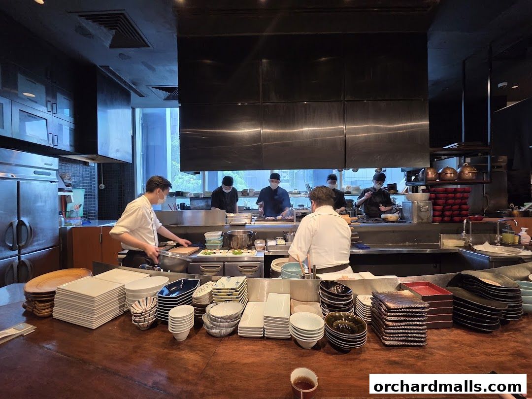 Suju Masayuki Mandarin Gallery