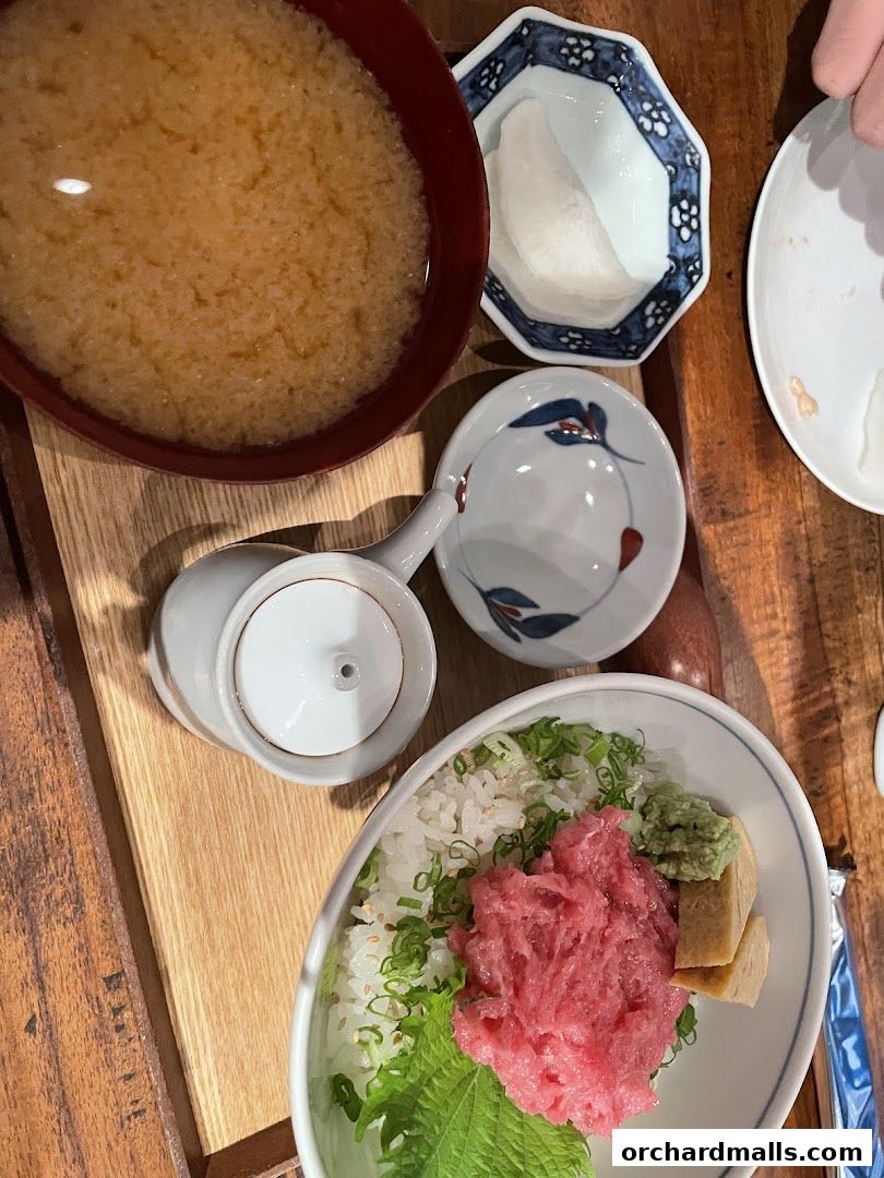 Suju Masayuki Mandarin Gallery