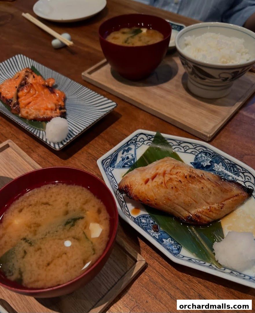 Suju Masayuki Mandarin Gallery