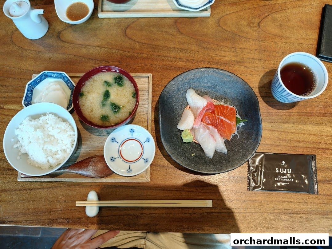 Suju Masayuki Mandarin Gallery