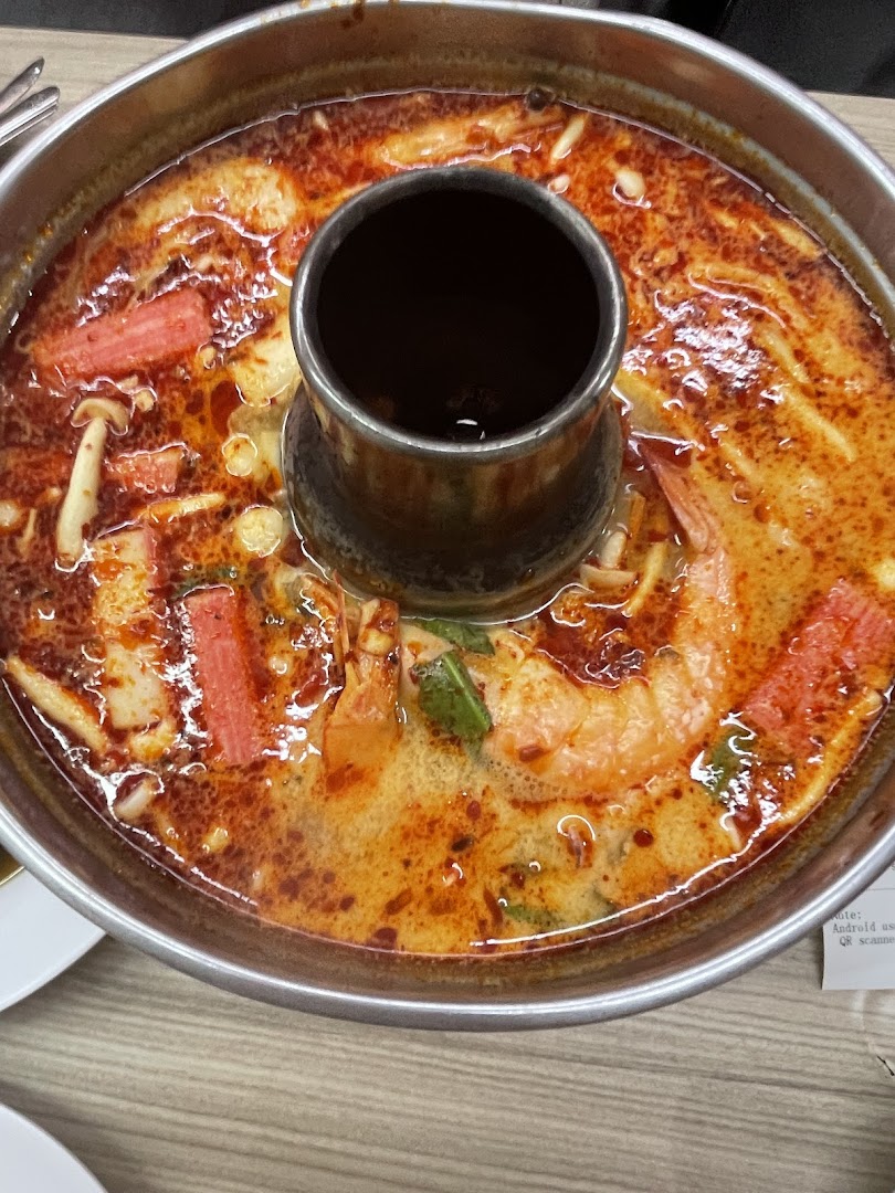 Tha Siam Thai Kitchen