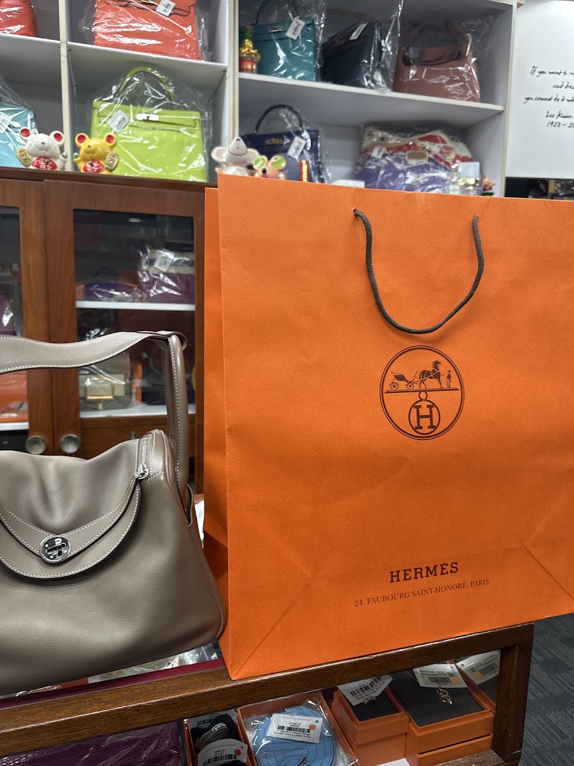 The Attic Place 名阁坊