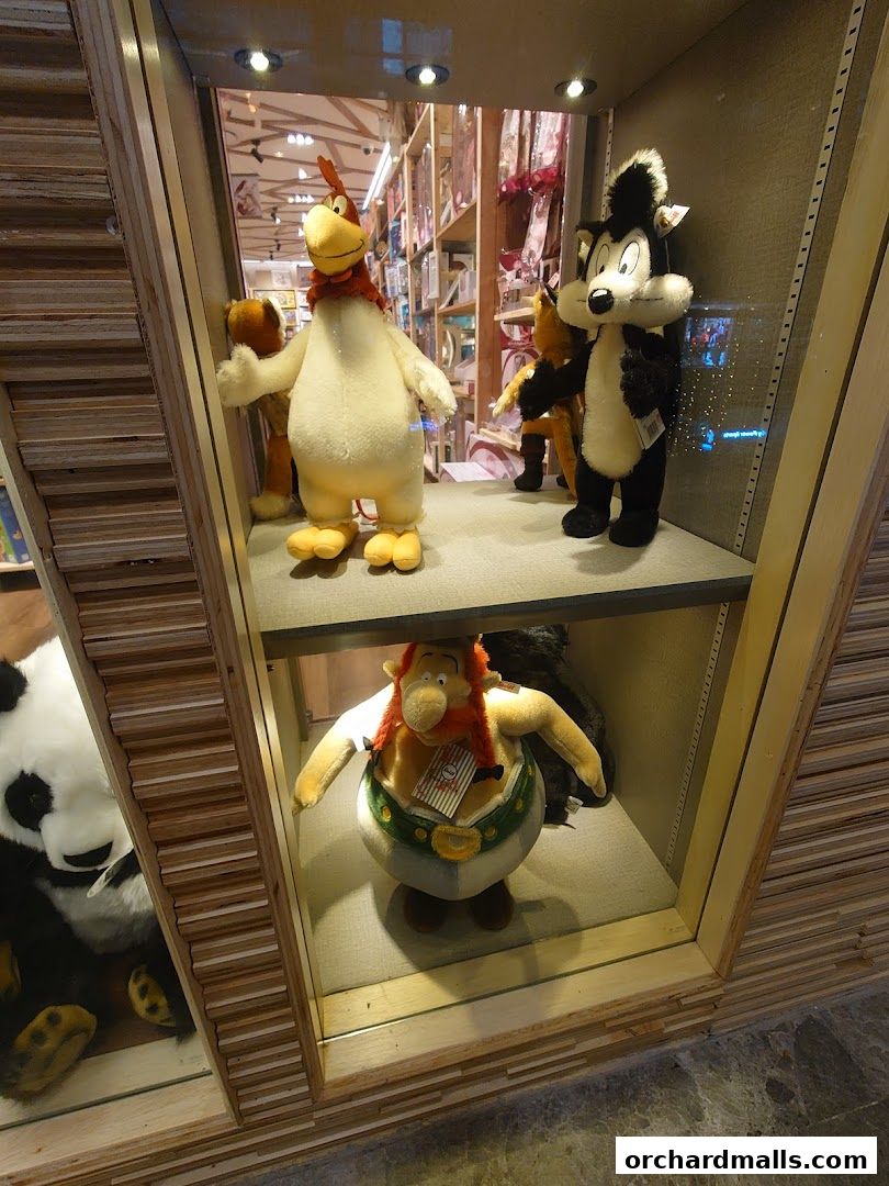 The Better Toy Store, Paragon