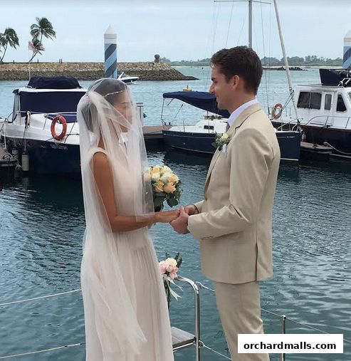 The Epicurean State - Yacht Charter Singapore