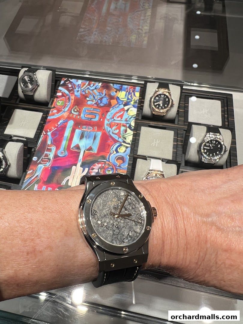 The Hour Glass Paragon