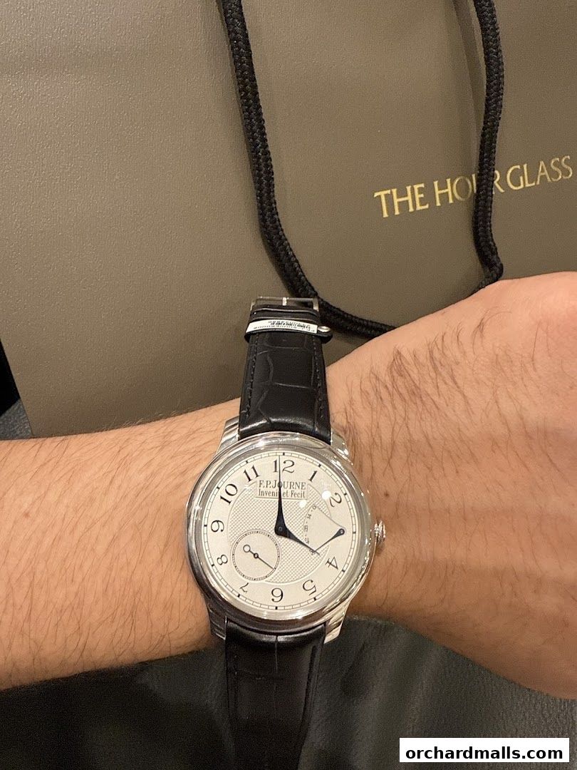 The Hour Glass Paragon