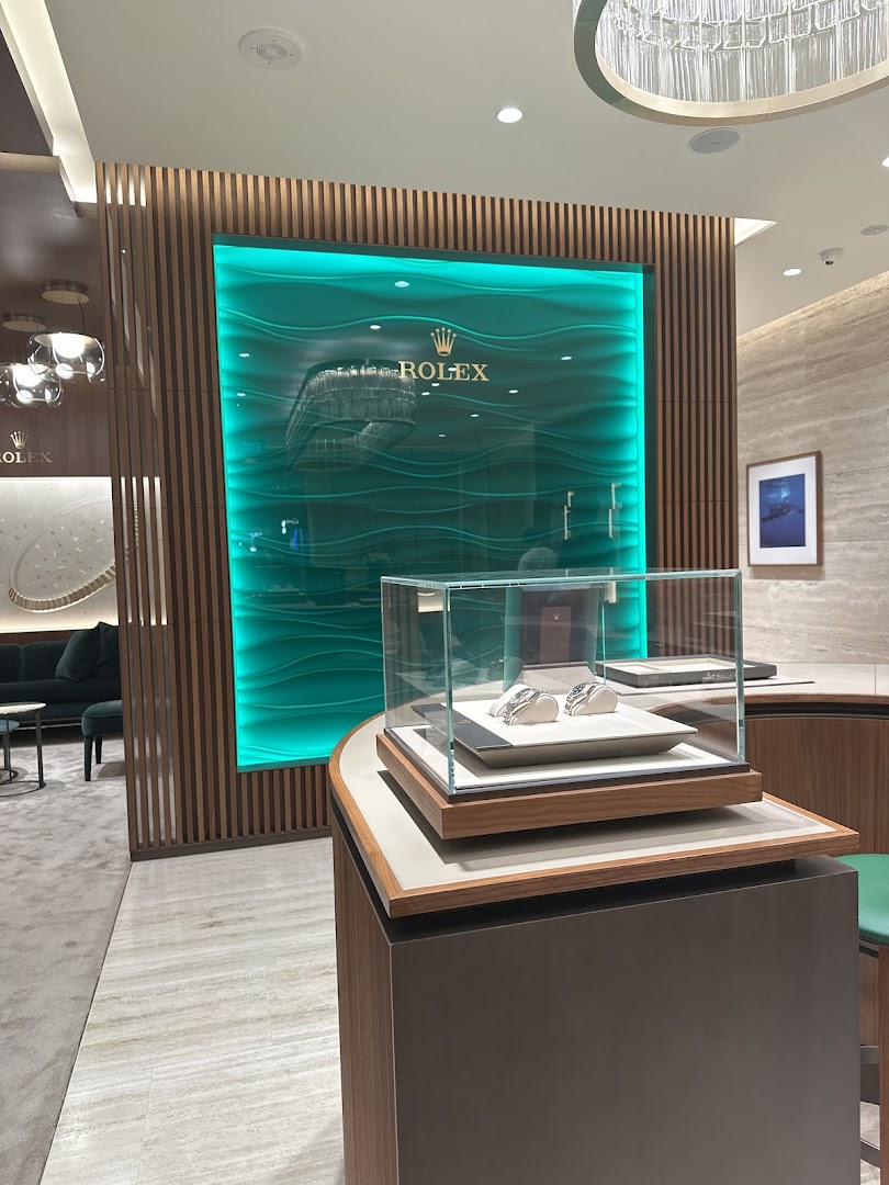 The Hour Glass Takashimaya - Official Rolex  Patek Philippe Retailer