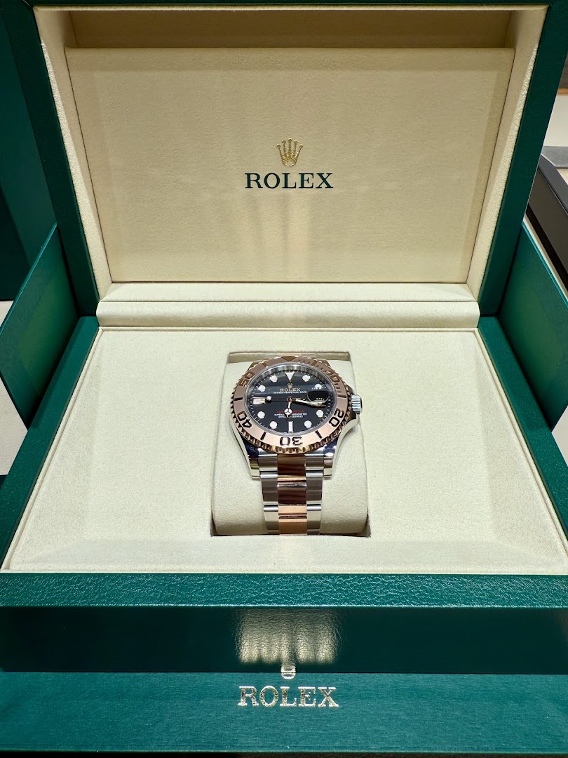 The Hour Glass Takashimaya - Official Rolex  Patek Philippe Retailer