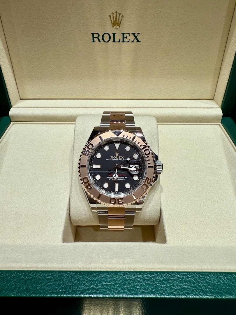 The Hour Glass Takashimaya - Official Rolex  Patek Philippe Retailer