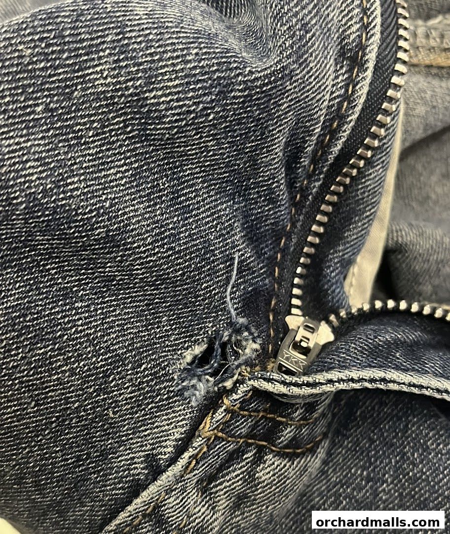 The Tinsel Rack Store - Orchard Gateway