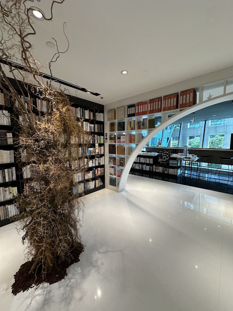 The Zall Bookstore 卓爾書店