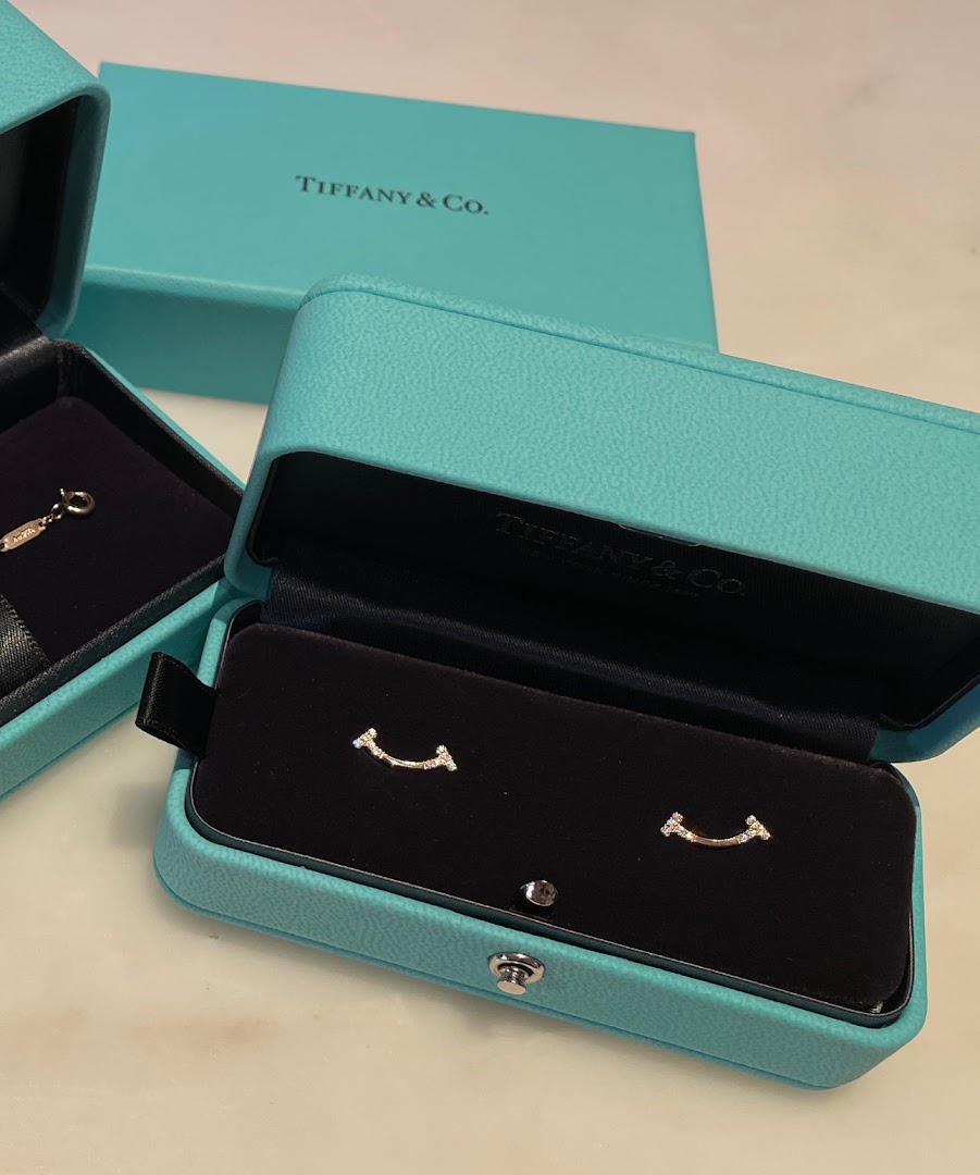 Tiffany  Co.
