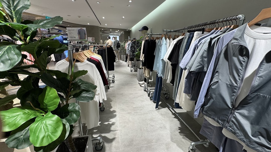 TRT - The Restyle Trait  Wheelock Place